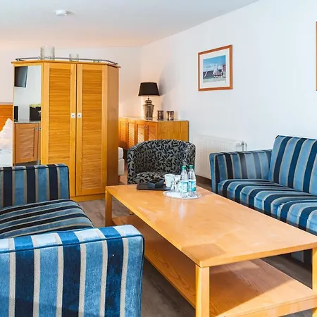 Apartment Appartementhaus Windjammer Rostock